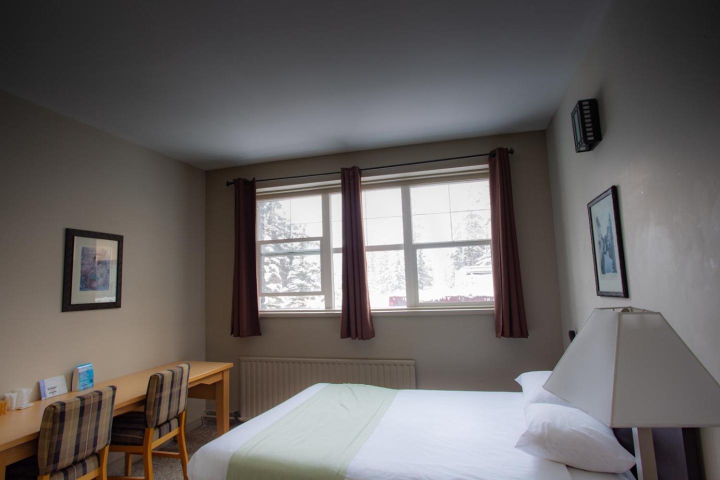 Ywca Banff Hotel Εξωτερικό φωτογραφία