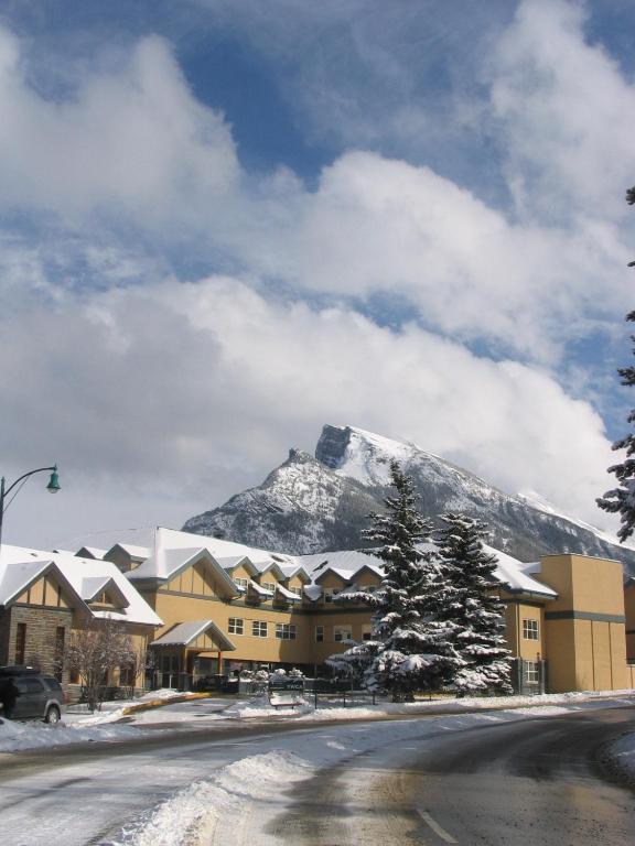 Ywca Banff Hotel Εξωτερικό φωτογραφία