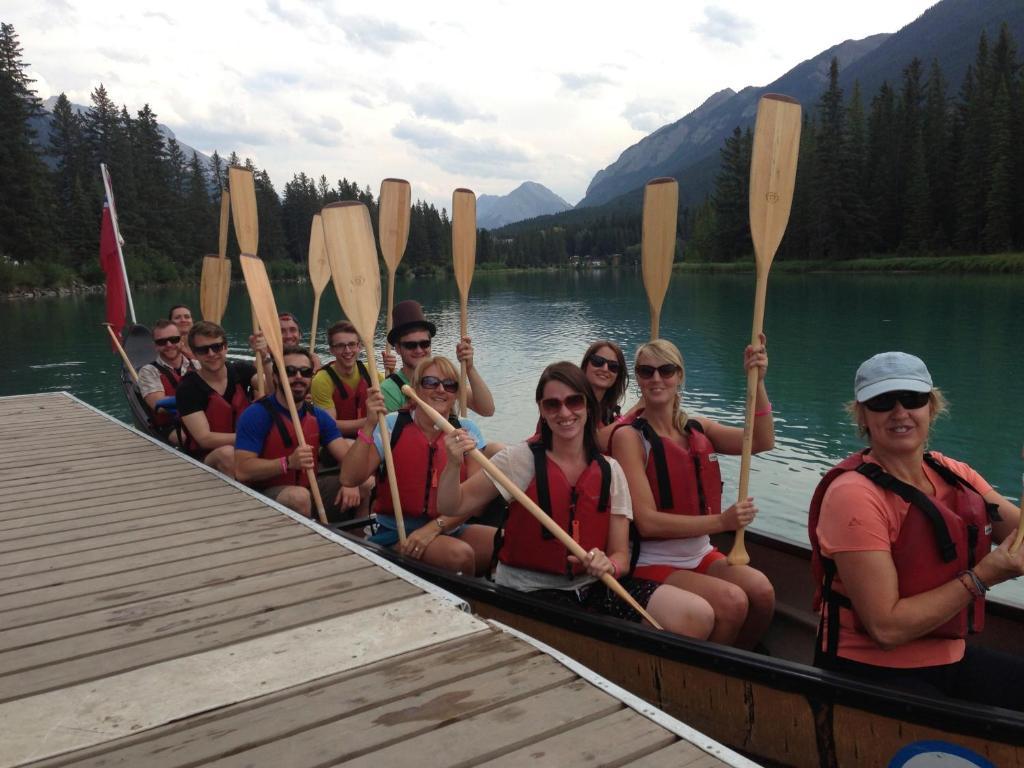 Ywca Banff Hotel Εξωτερικό φωτογραφία