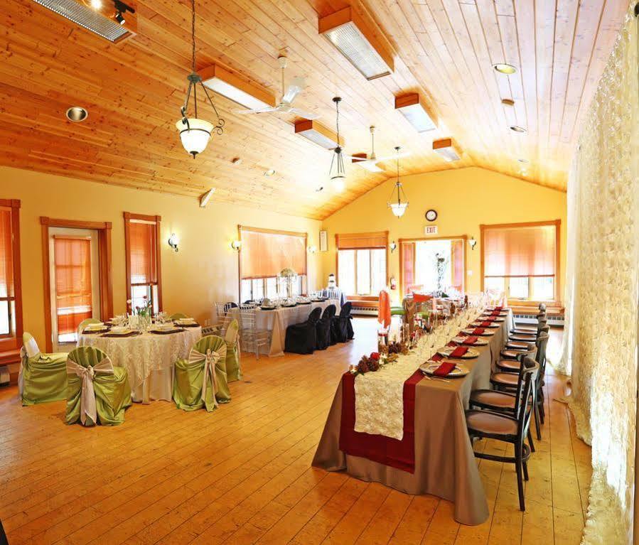 Ywca Banff Hotel Εξωτερικό φωτογραφία
